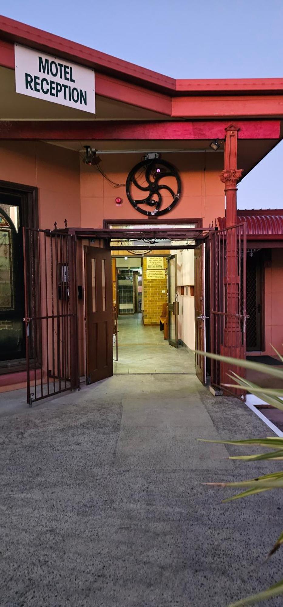 A Railway Lodge Тарий Екстериор снимка